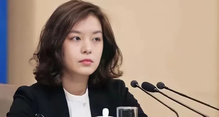 美女翻译张京1985年还是1988