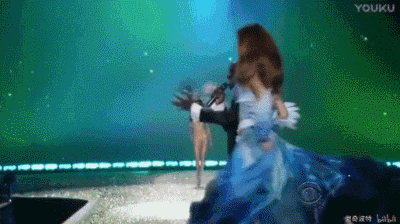 模特的定点造型应该怎样摆