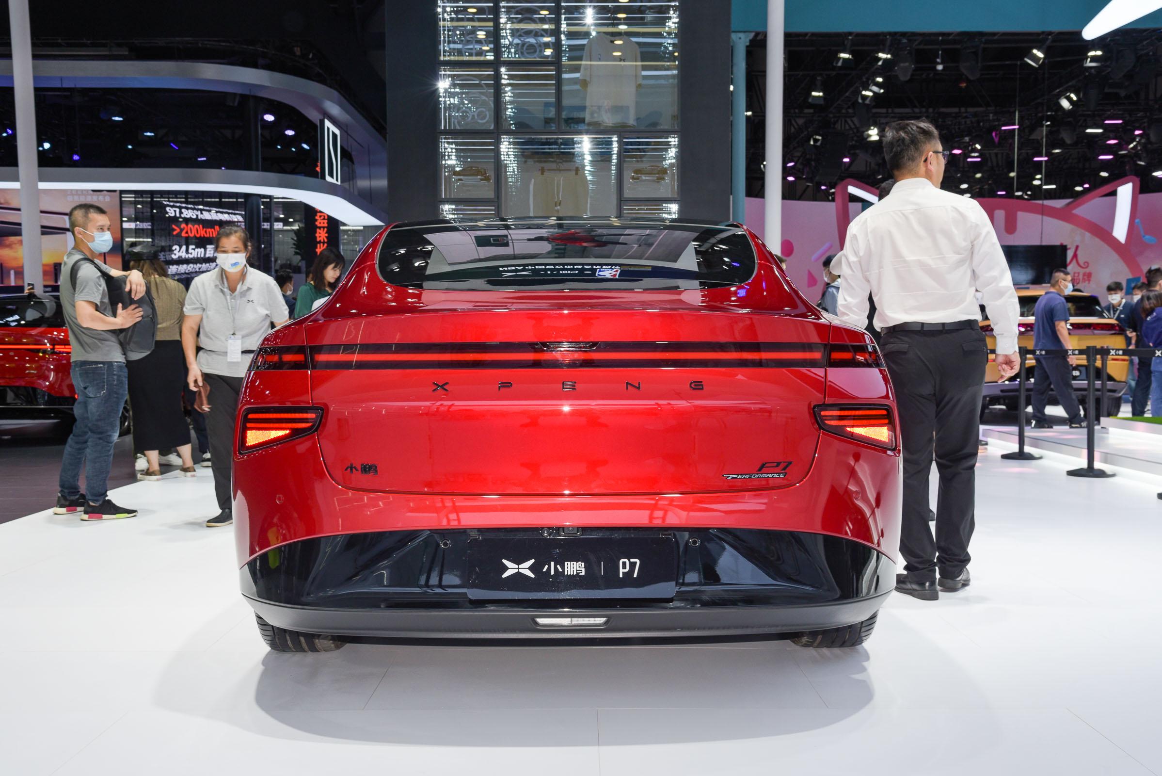 告别停车难问题,小鹏p7 超级自动泊车辅助系统解析