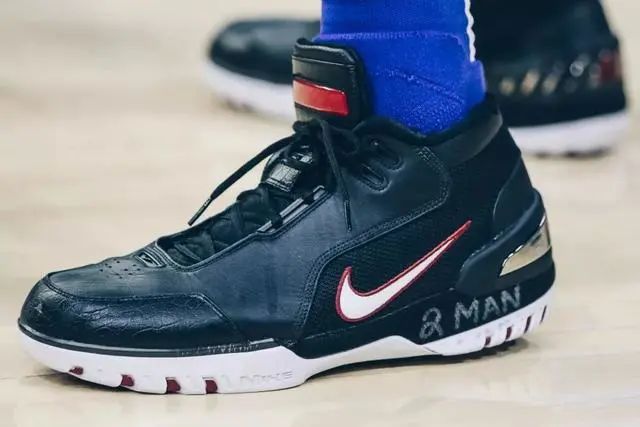 「回顾经典」经典篮球鞋之——nike air zoom generation詹姆斯 1代