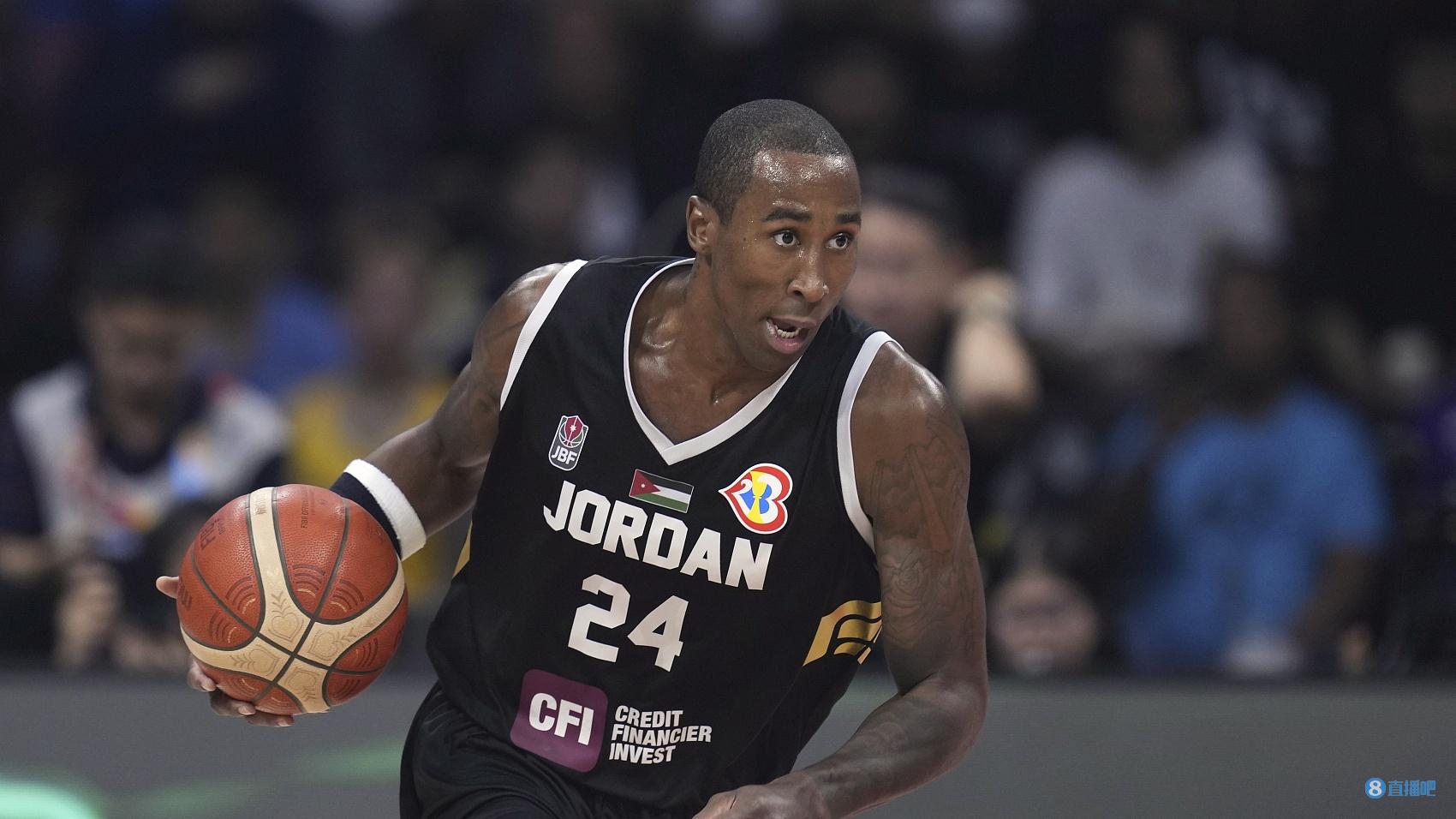 回天无力!霍利斯-杰弗森16中6砍全队最高20分7板3断