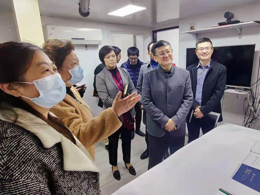 头条|区委常委,组织部部长宋宗德调研天山路街道居民区"两委"换届工作