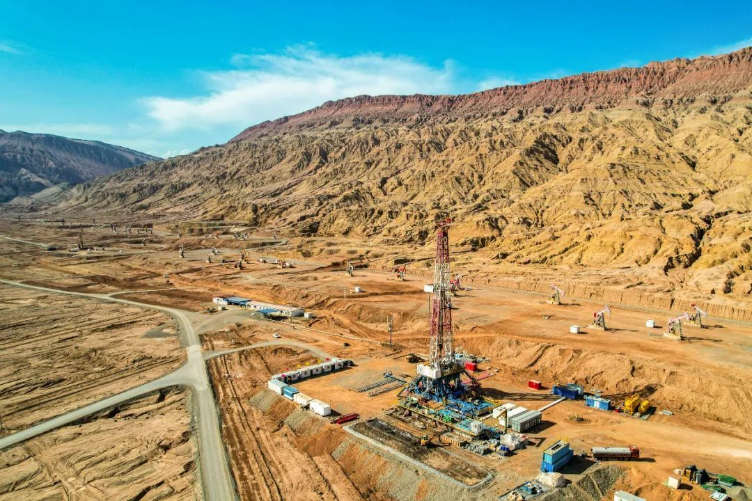 吐哈油田:在海拔低地铸就精神高地