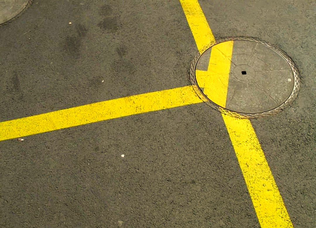 众多令人抓狂的不完美照片,强迫症患者的噩梦