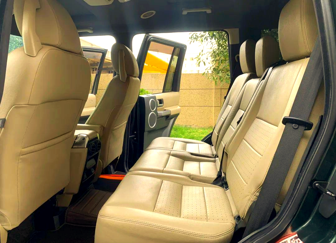 0sc v6 hse路虎发现三不仅在外观设计上大放异彩,其内饰同样体现了