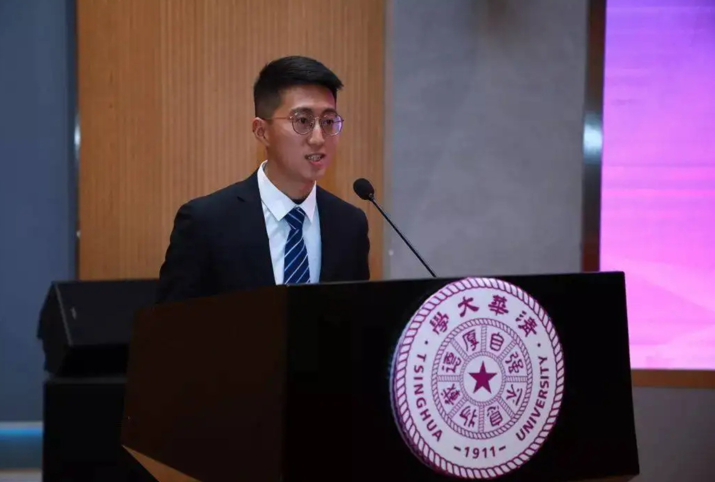 81%的清华学子出国后拒绝回国发展,清华教授说出原因,很真实