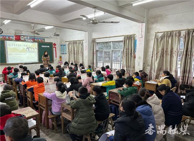 番禺区珊瑚湾畔小学赴五华县唐纯小学开展结对教学研讨活动