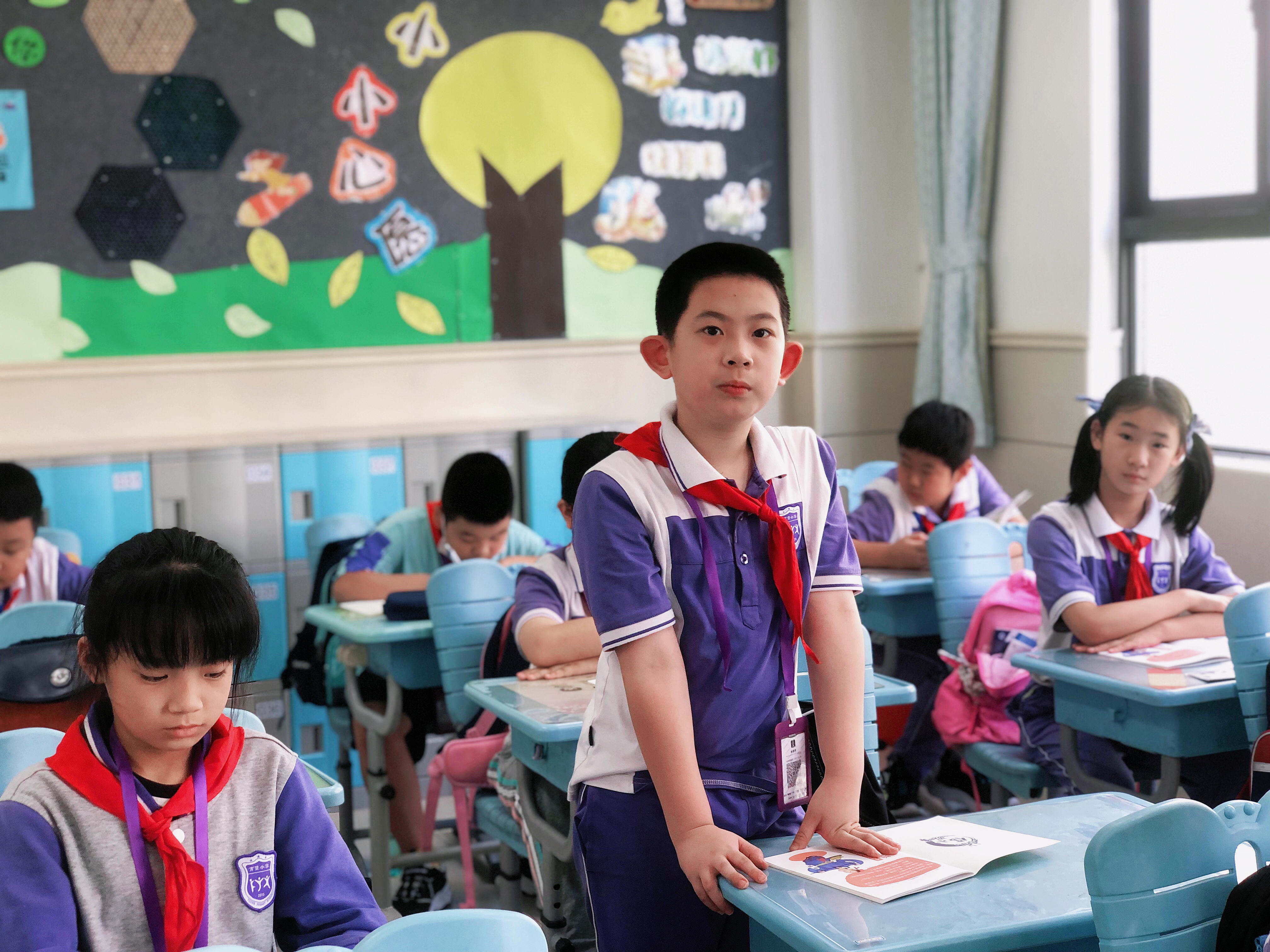 奉贤区育贤小学开展"诚信教育"主题活动