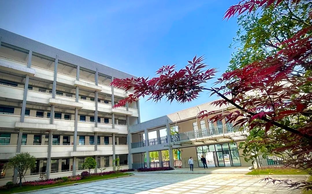 薪火相传,与时俱进!铜陵中学新校区楼宇道路命名释义