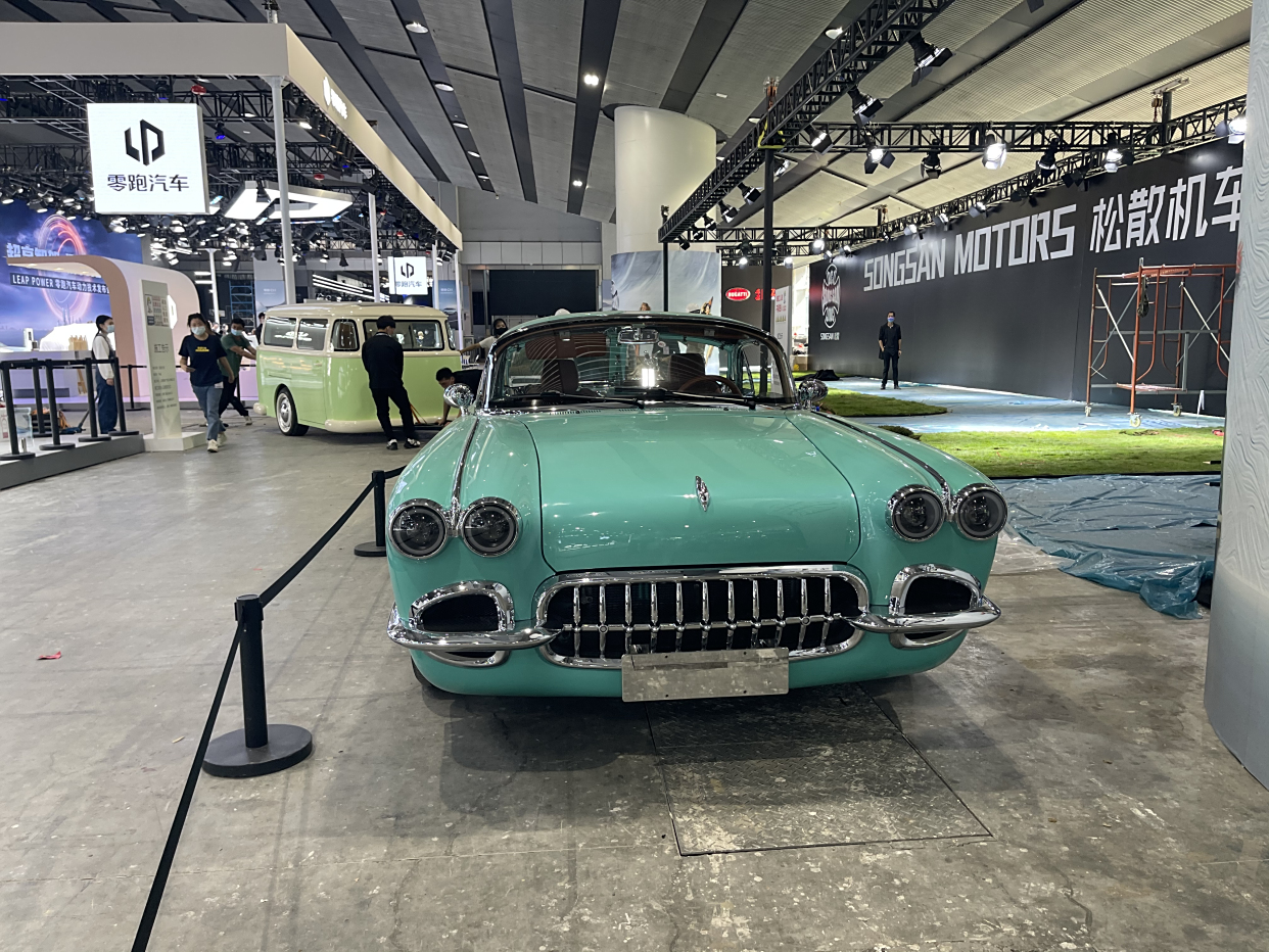 新车|美式复古风格松散ss dolphin海豚,广州车展探馆