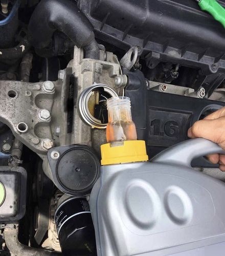 大众polo能用5w30机油吗