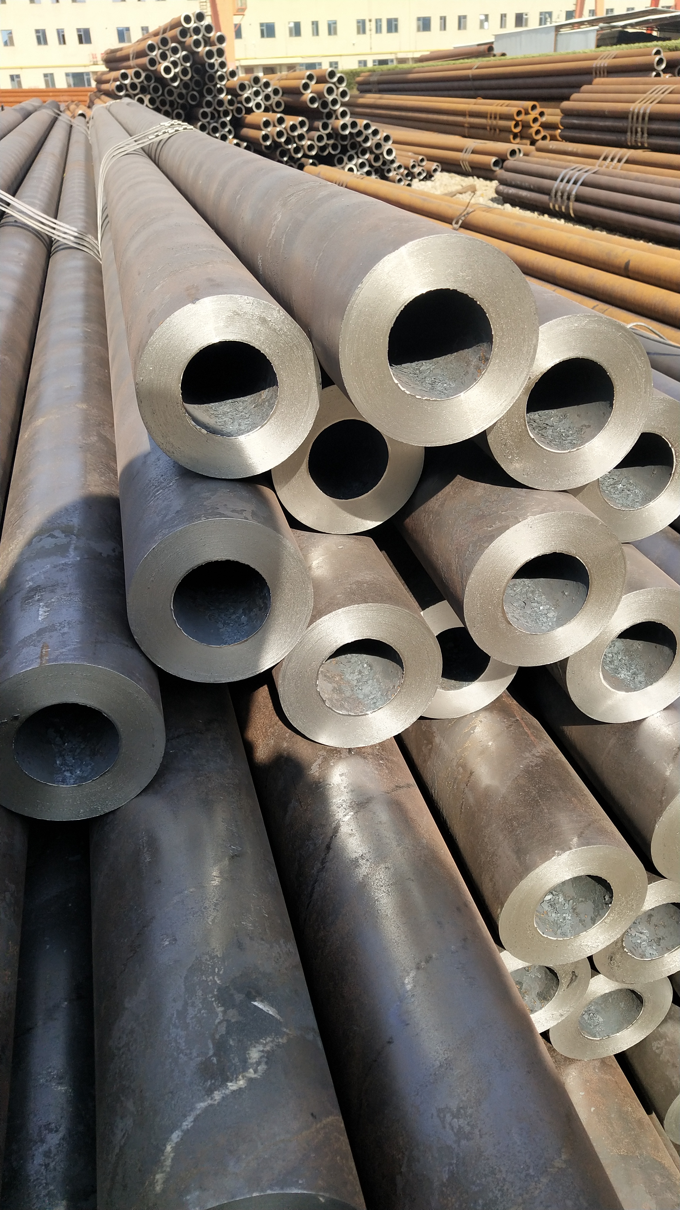 免费提供40cr厚壁钢管行情