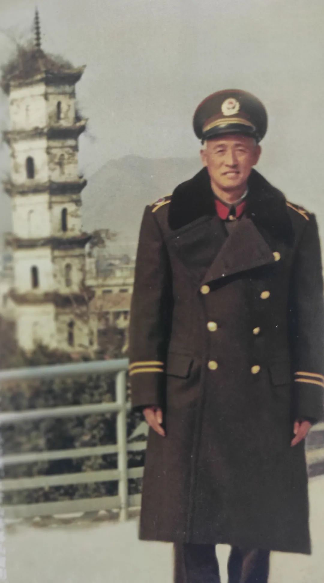 公安记忆丨腰里别着枪与特务土匪周旋!
