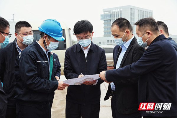 緊盯項目 全力推進 望城經開區銅官工業園舉行項目建設及招商工作調度