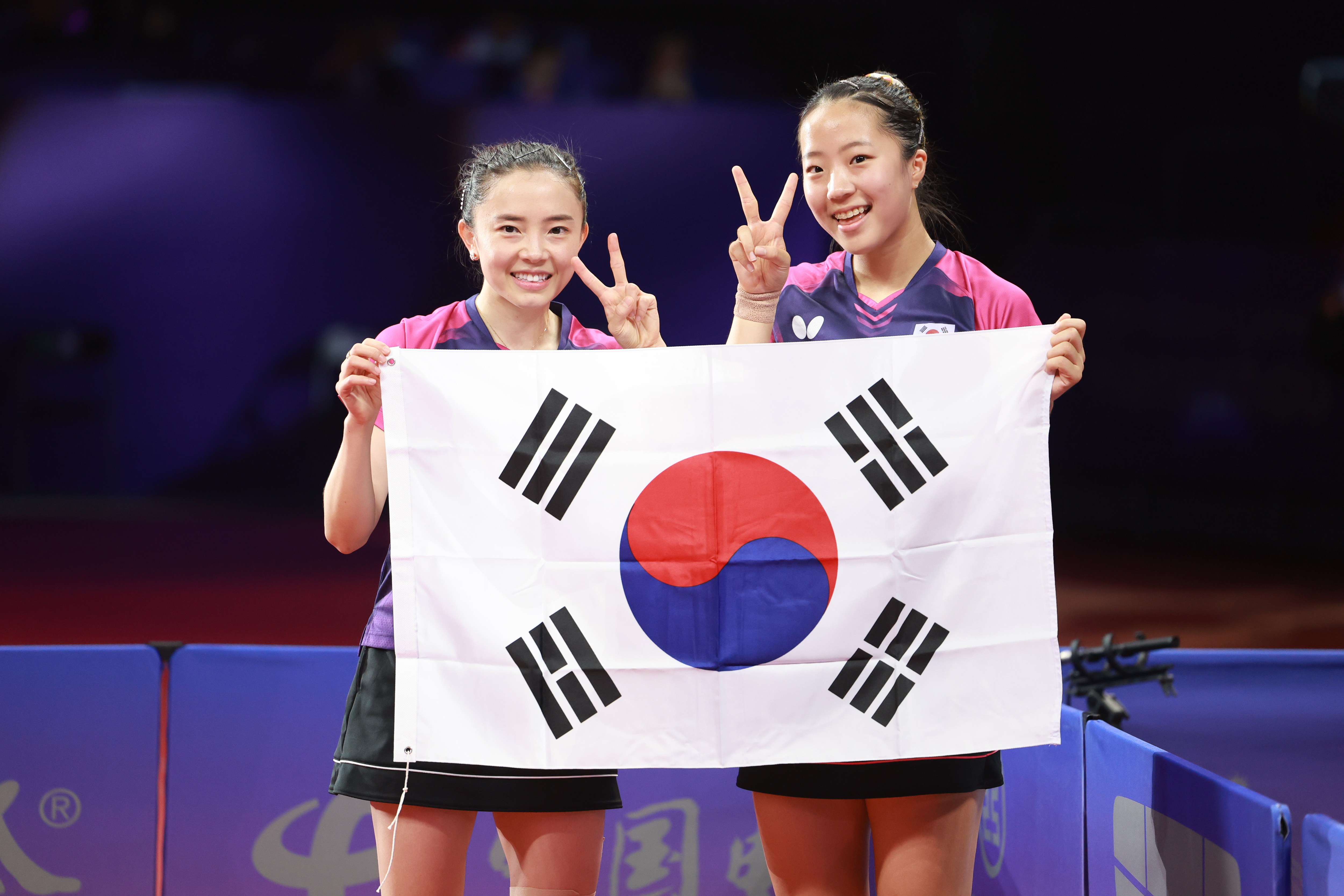 乒乓球——女子双打决赛:韩国组合田志希/申裕彬夺冠(2)