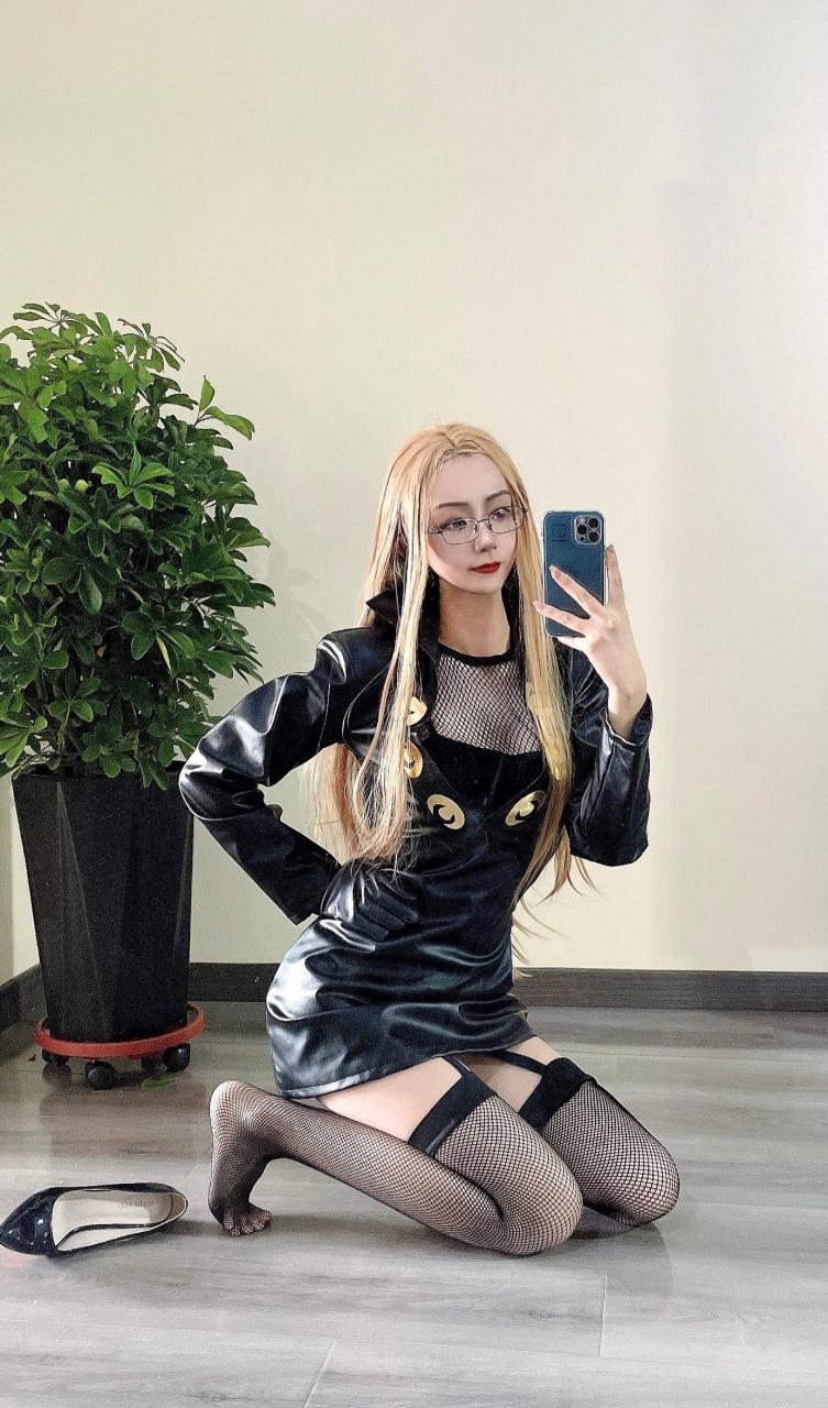 斗胆cos卡莉法不喜勿喷喜欢就点个赞