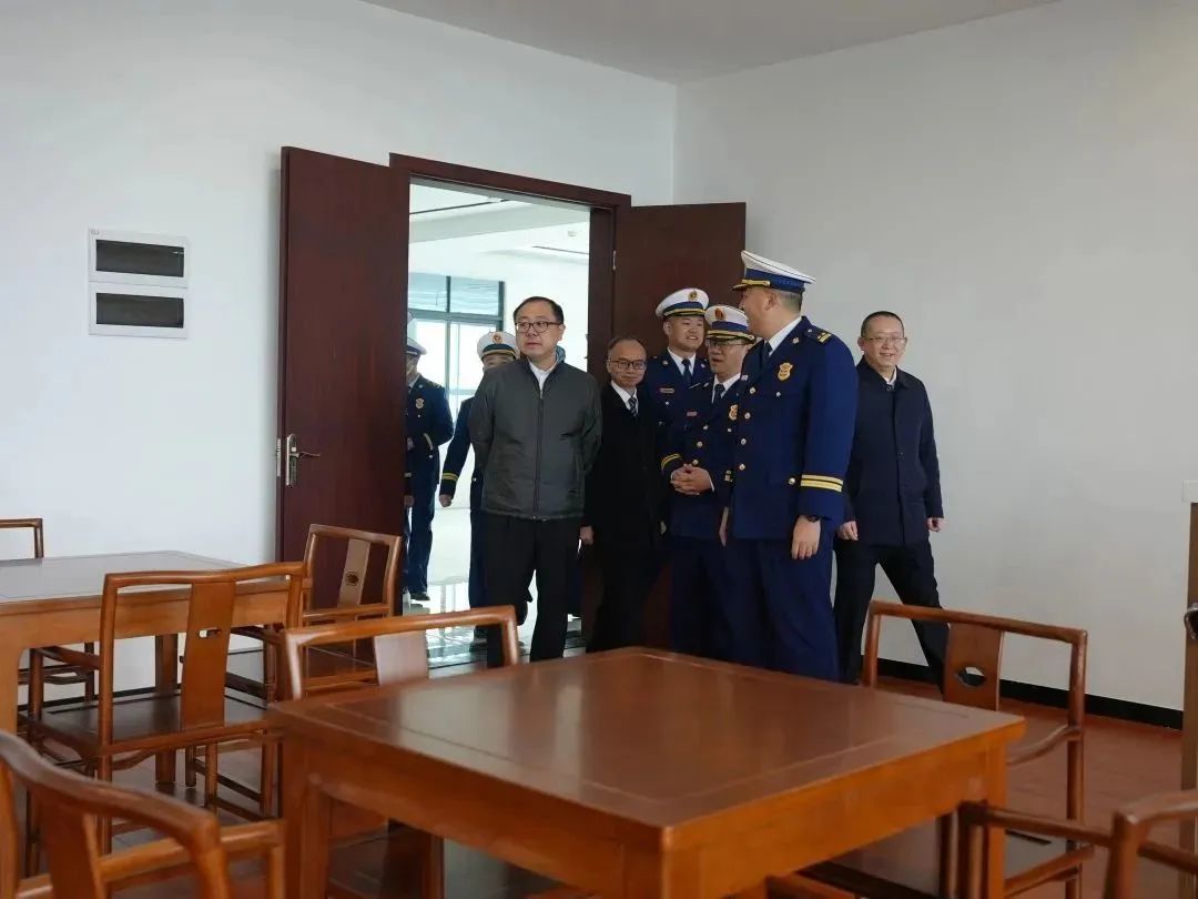 长寿区晏家消防救援站举行揭牌进驻仪式