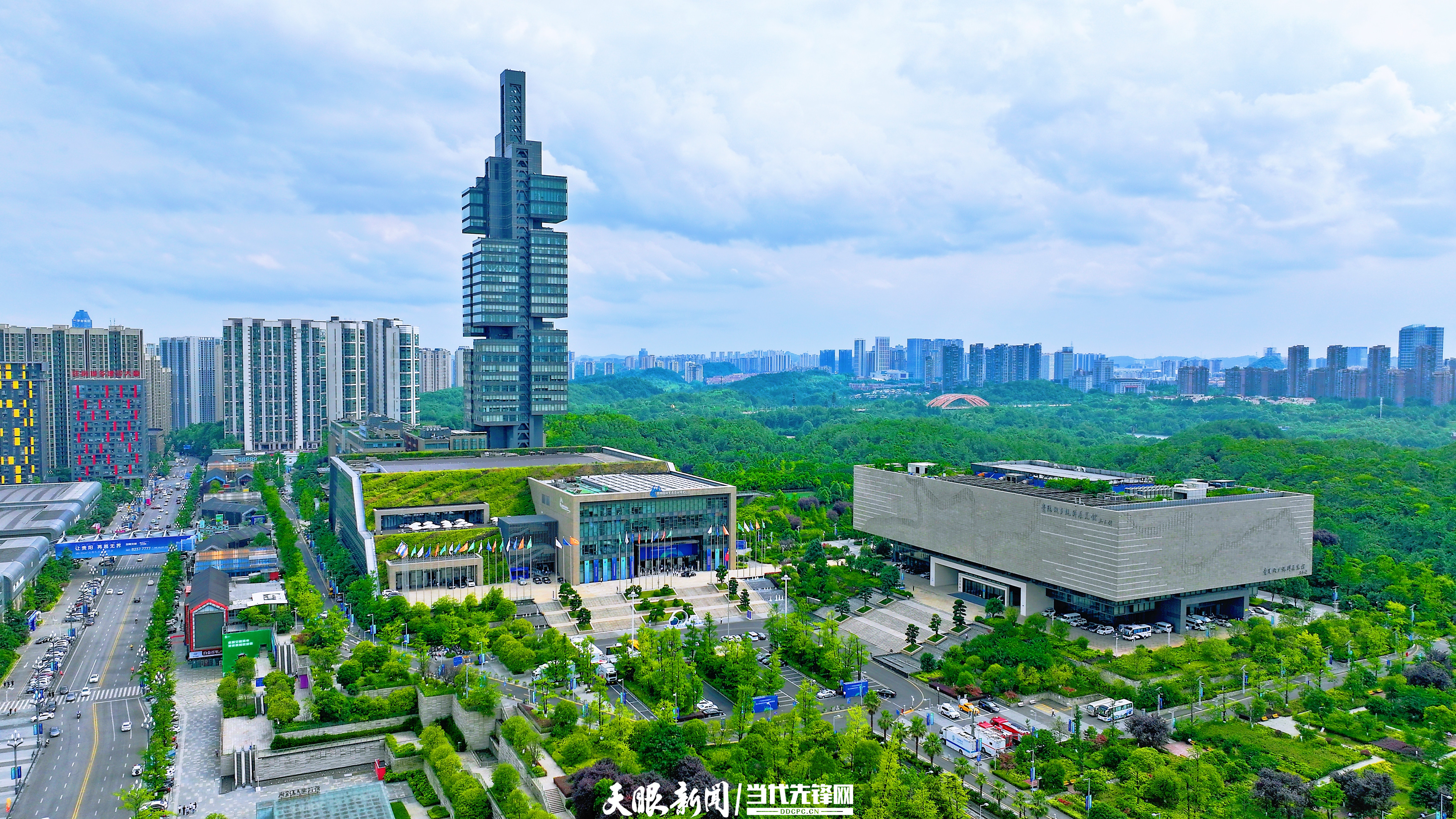 青山多妩媚 碧水满城诗|贵阳贵安以"强生态"引领"强省会"