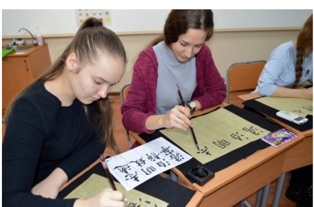 当下的汉语学习潮,是汉语大发展的机遇吗,外国人如何学好汉语?