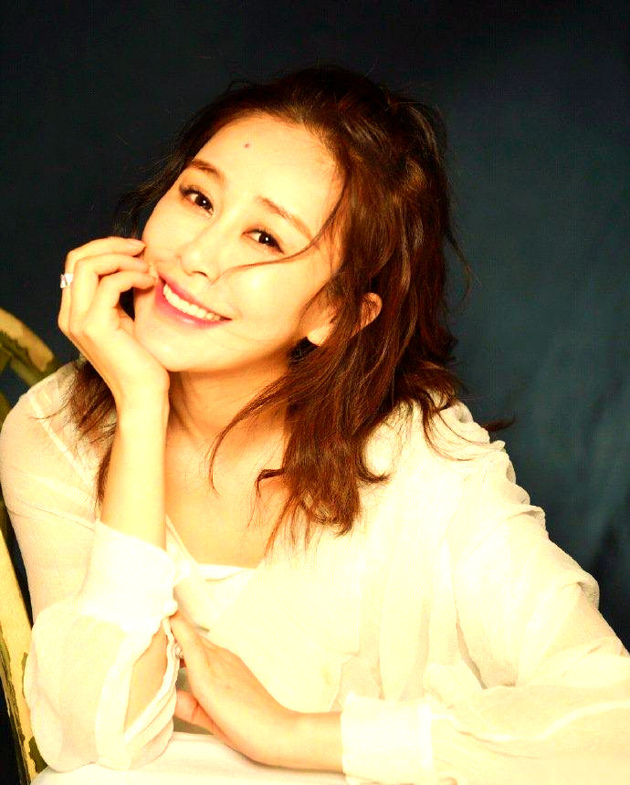 《养母的花样年华》:刘冬花的角色魅力与"中国实力"的崛起