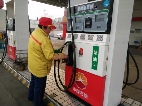 打通加油机产业技术服务最后一公里