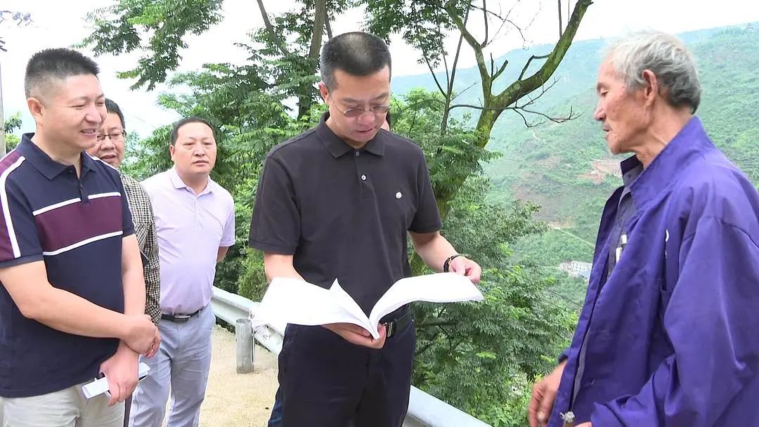 郑朝彬前往大树镇调研指导防汛减灾和地灾防治等工作