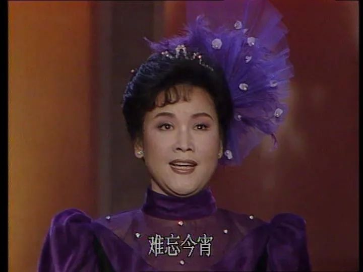 李谷一老师演唱了《前门情思-大碗茶》和《难忘今宵》