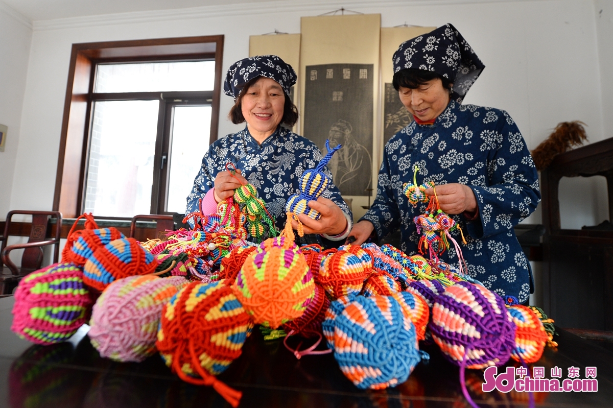 青岛:多彩假期 编织春意