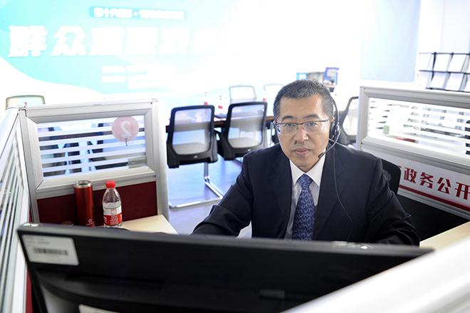 汪洪溟副主任出席第十六届"5·15政务公开日"活动