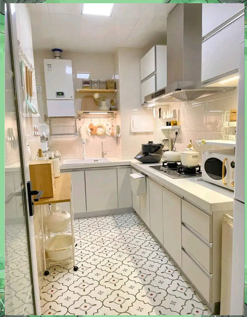 如何化解厨房与厕所相邻的风水问题?