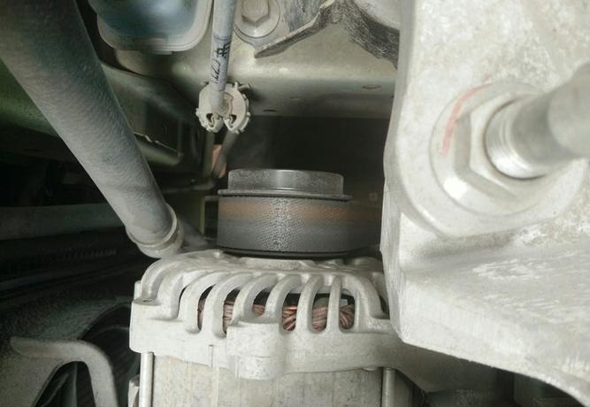 14款飞度发动机皮带多久更换