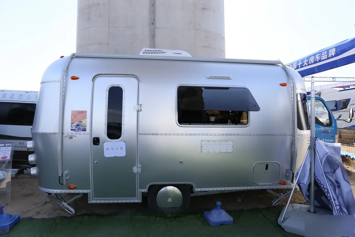 外形酷似太空舱的星舟房车3款公路拖挂房车推荐