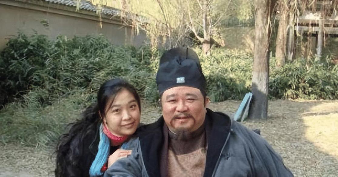 梁冠华,因演狄仁杰而走红,女导演唐烨,是梁老师一生的挚爱!