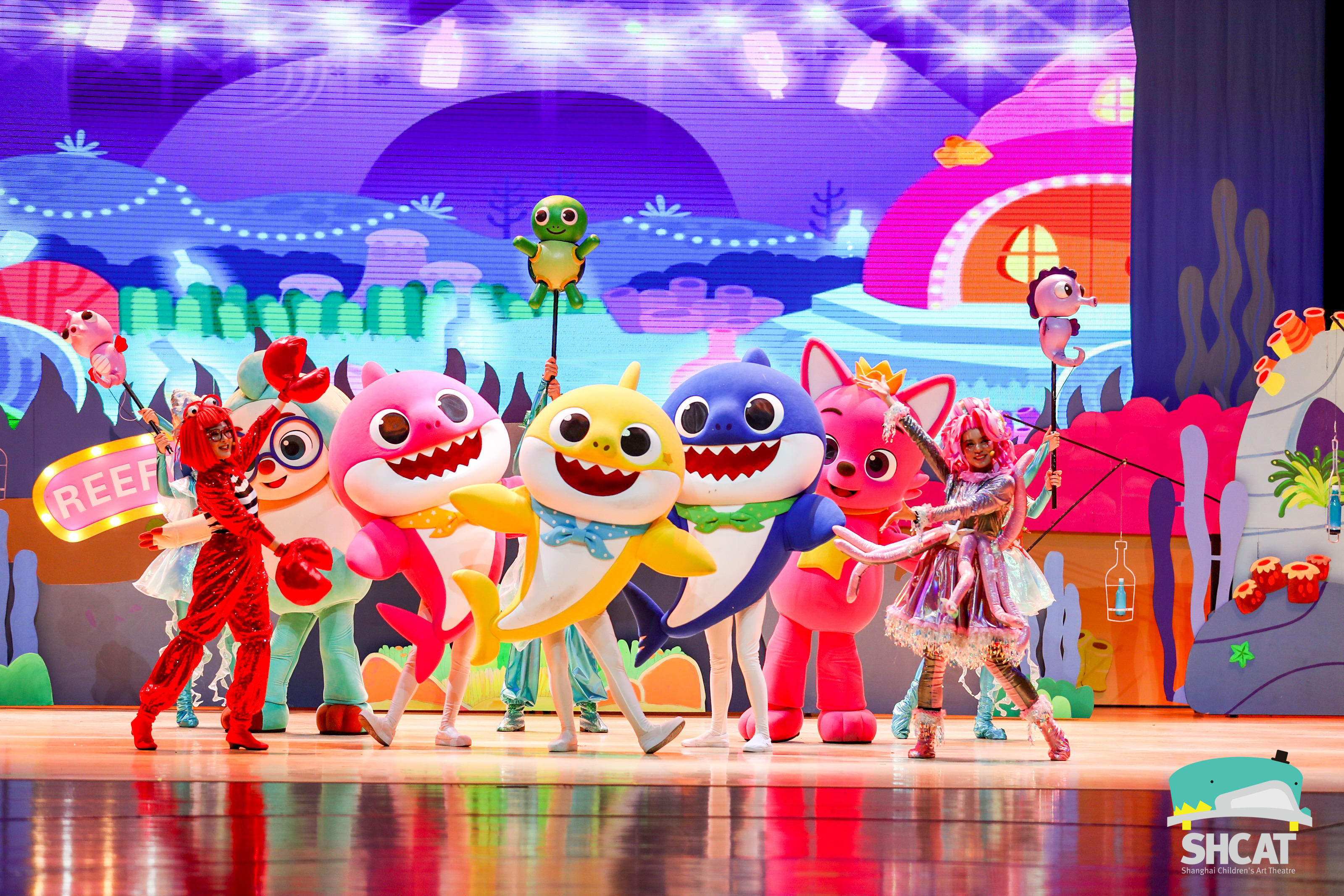 非凡十年 | 全国最大儿童剧场,"要给孩子最好的"