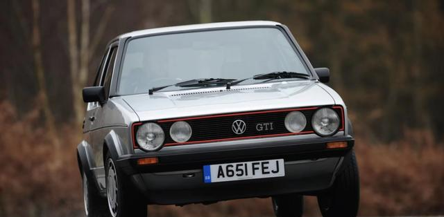 经典就是经典,所有小钢炮的鼻祖,初代大众高尔夫gti体验