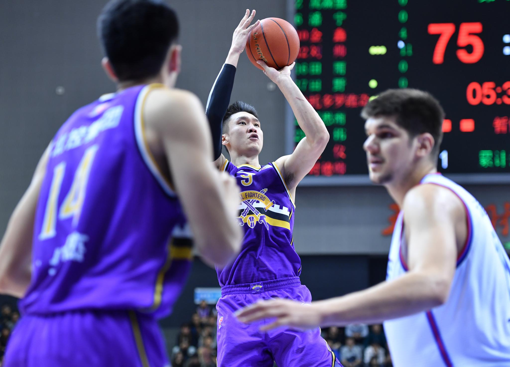 cba直播北京男篮以75-80不敌吉林男篮