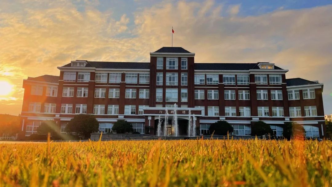 上海立达学院关于2021～2022学年第二学期暑假放假及2022～2023学年第