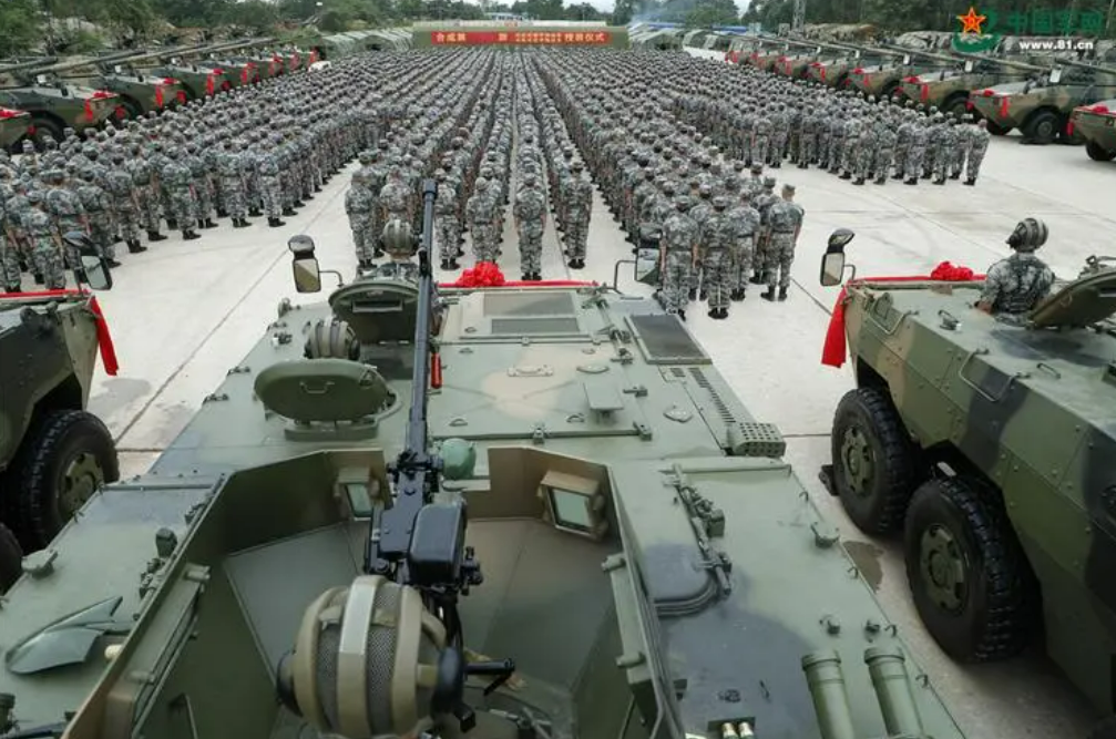 一个集团军的人数