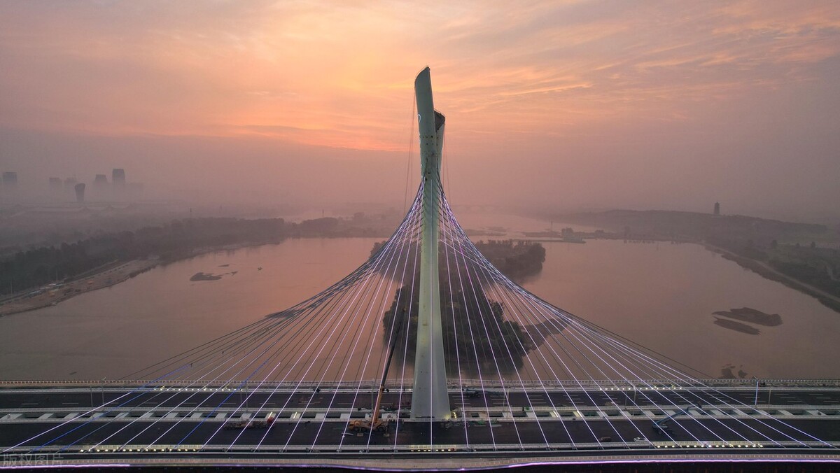 独家:宏伟壮观 河北石家庄滹沱河特大桥即将迎来通车
