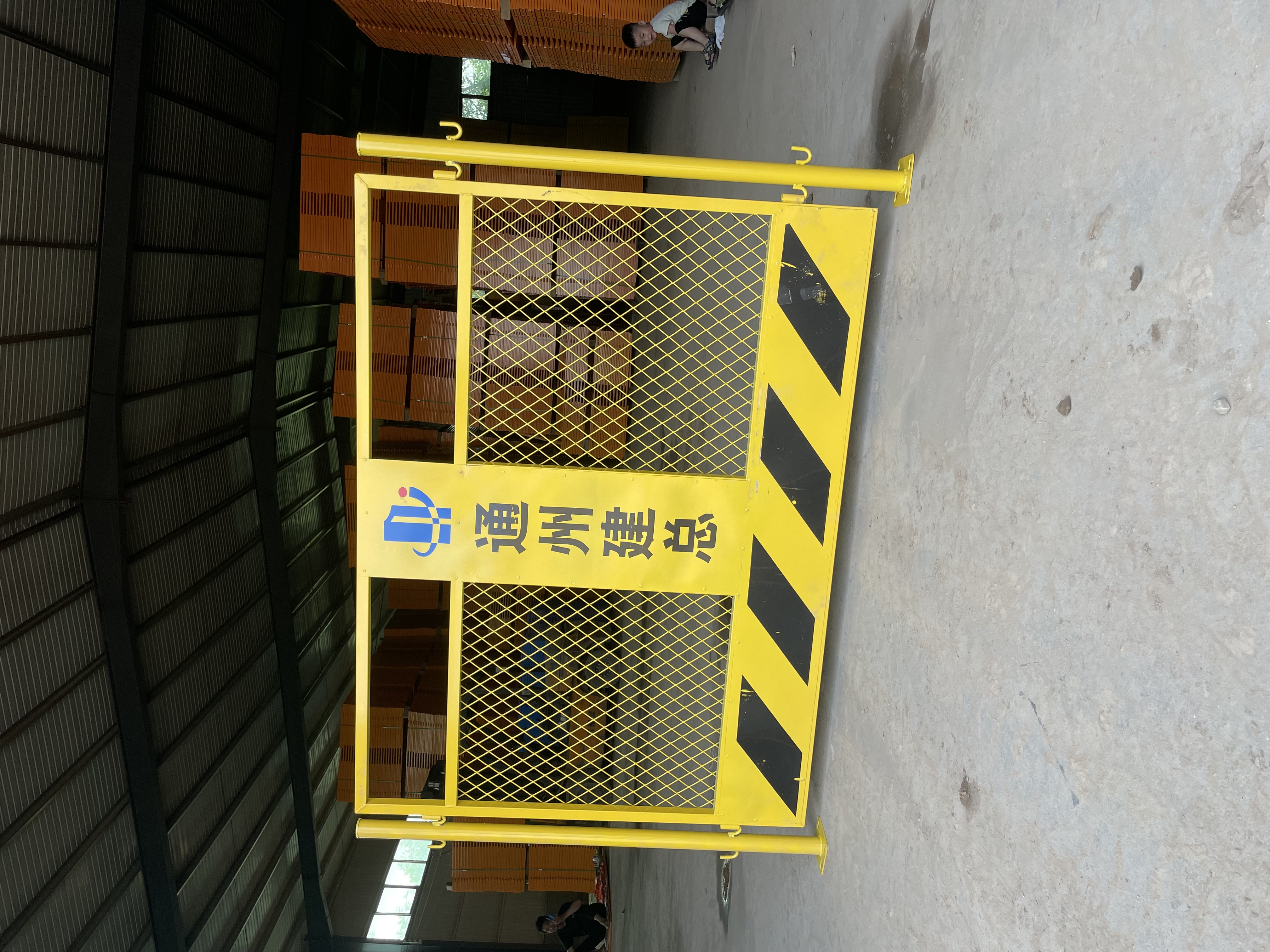 如何对道路护栏进行养护呢市政护栏厂家与你来分享知识