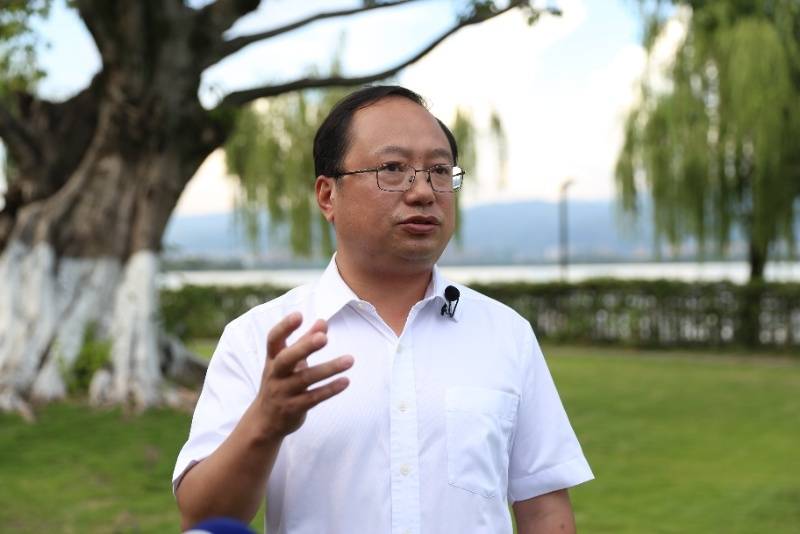 西昌市委书记马辉:西昌要加快全域旅游发展,打造成渝地区康养休闲度假