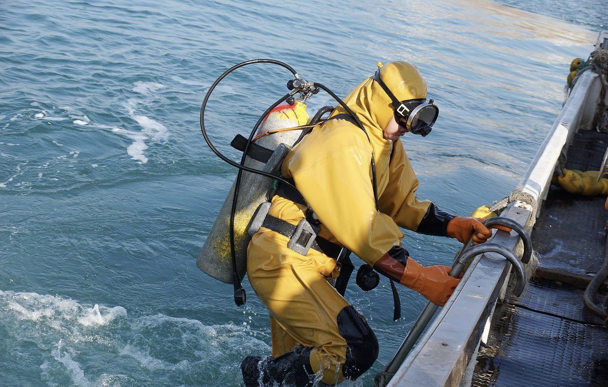 马鞍山当涂县水下打捞-承接蛙人水下打捞手机服务