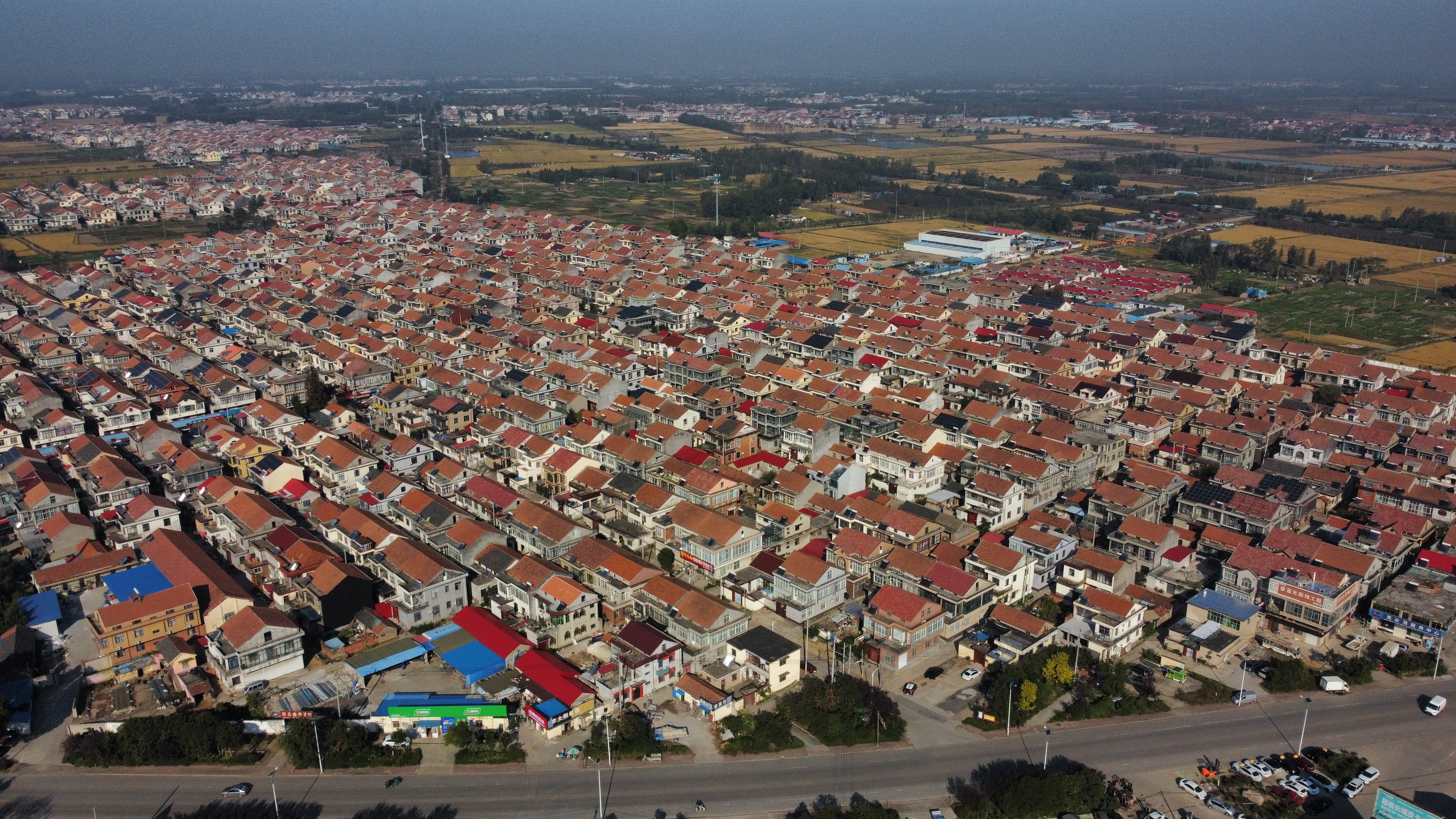 实探已落网的江苏"农民副县长"宋世敏老家:强制改造村内住房引争议 曾