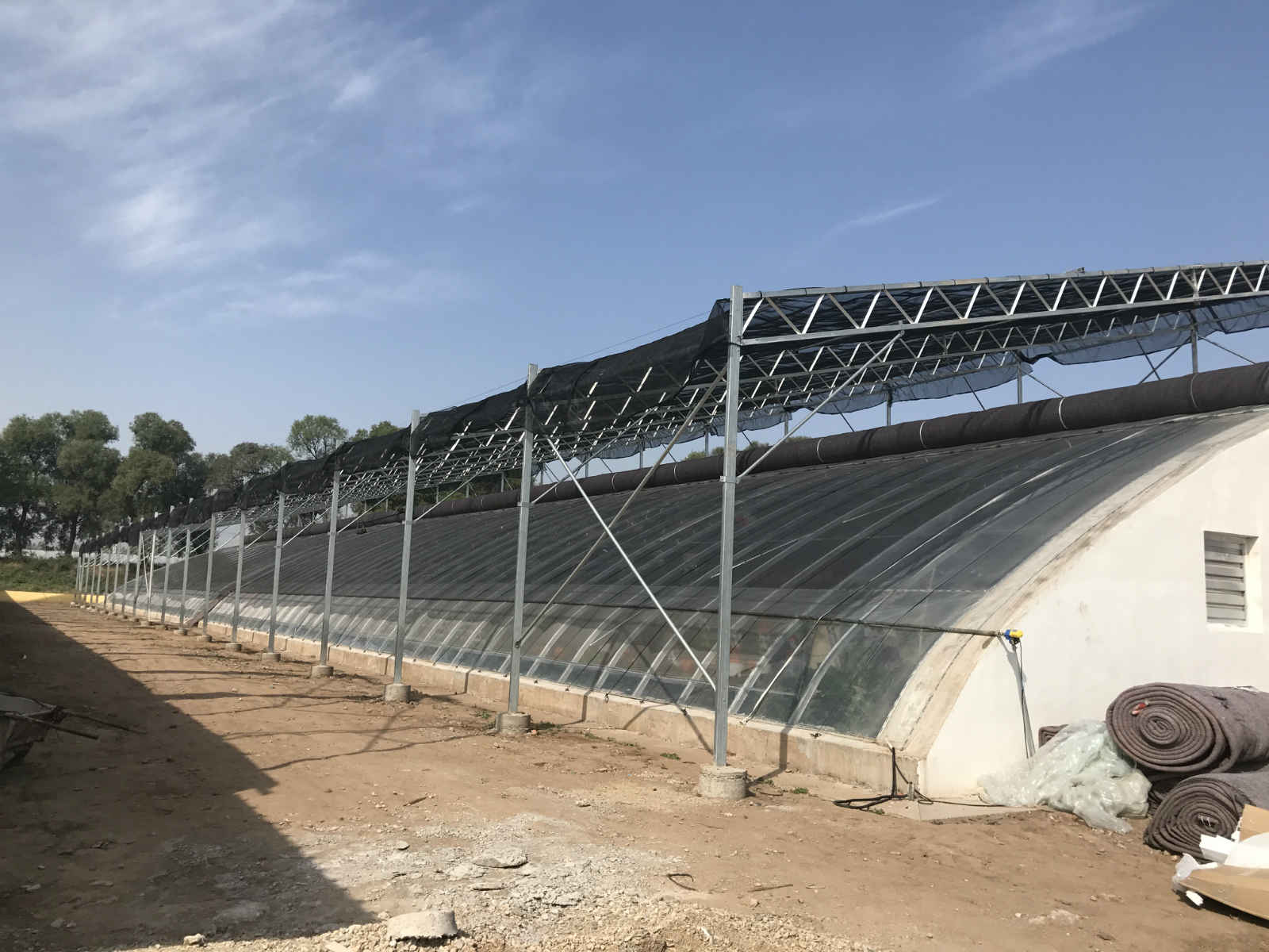 日光温室大棚外遮阳驱动系统