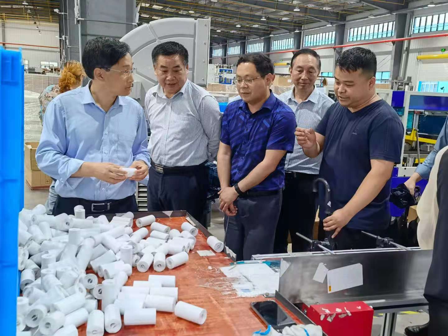 屈凯军调研浠水县项目建设和优化营商环境工作