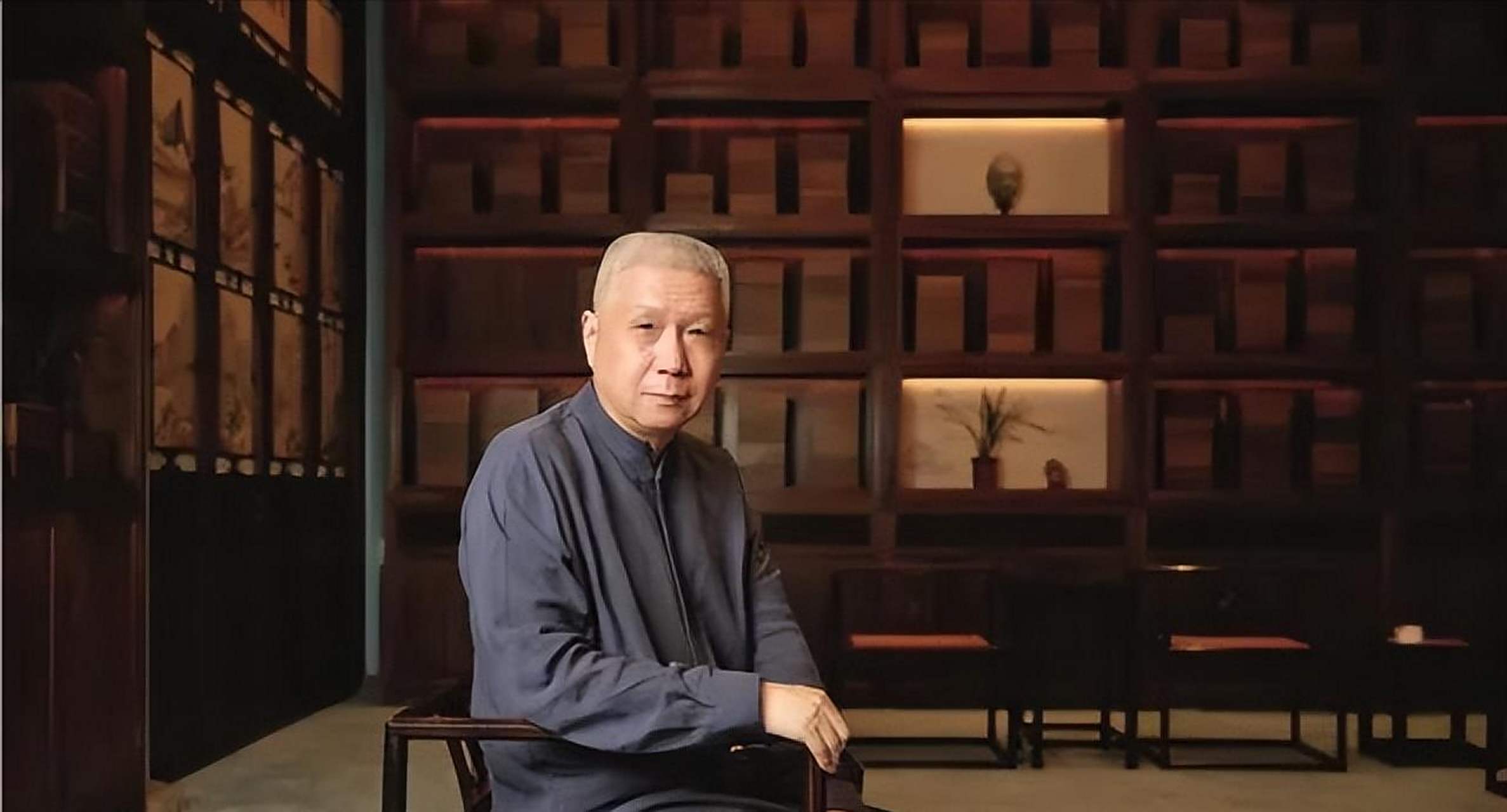 [月亮]马未都身价高达百亿,有一次一个朋友调侃马未都:老马,现在你