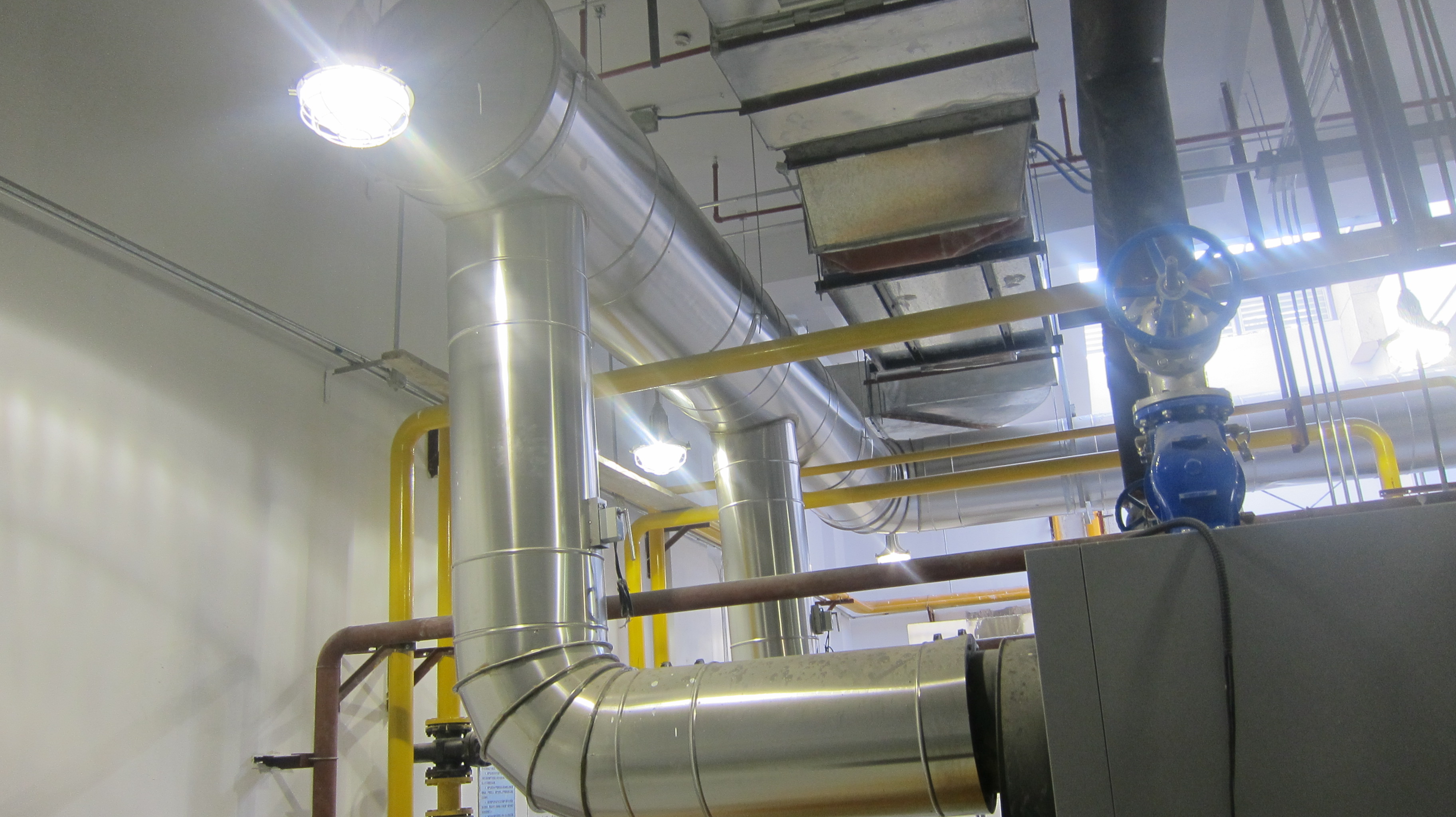 不锈钢烟囱避免被腐蚀的方法