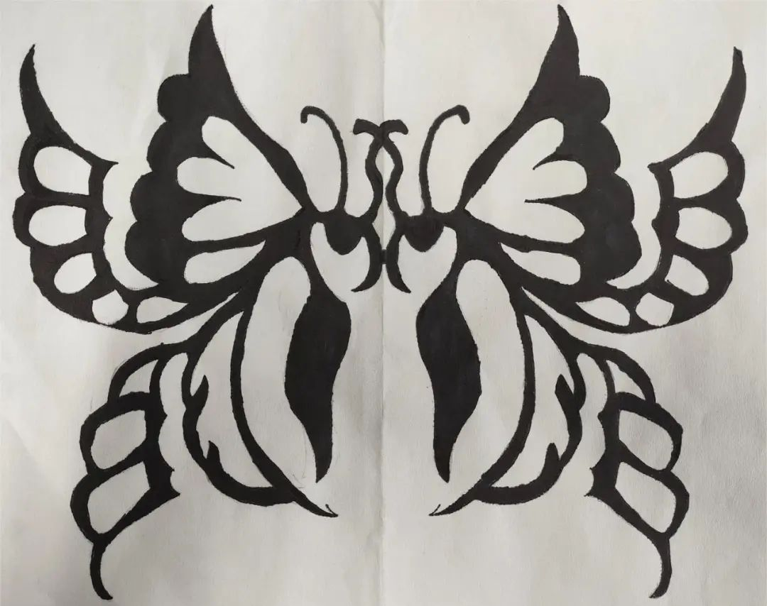 感受数学之美,淇县太行中学轴对称图形设计大赛精彩回顾