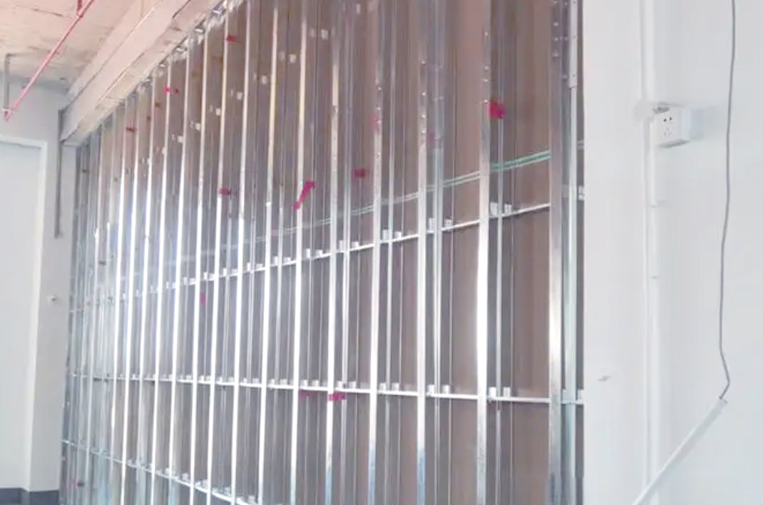 轻钢龙骨石膏板墙面(双排双面)成本详细分析