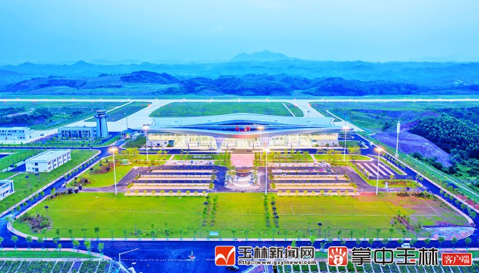 玉林福绵机场夜景曝光